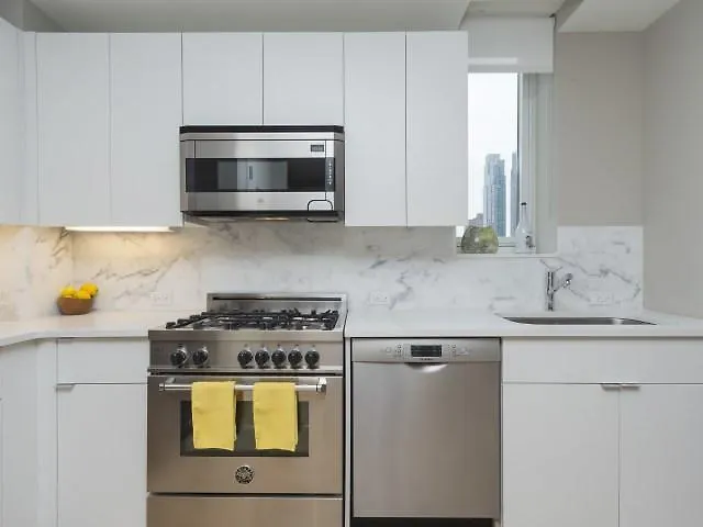 Times Square Luxury Suites New York