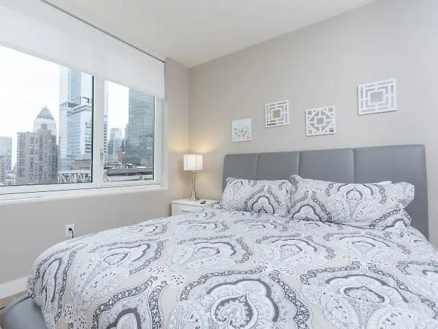 Times Square Luxury Suites New York