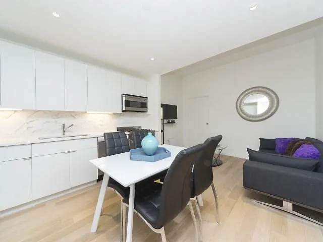 Times Square Luxury Suites New York Apartment