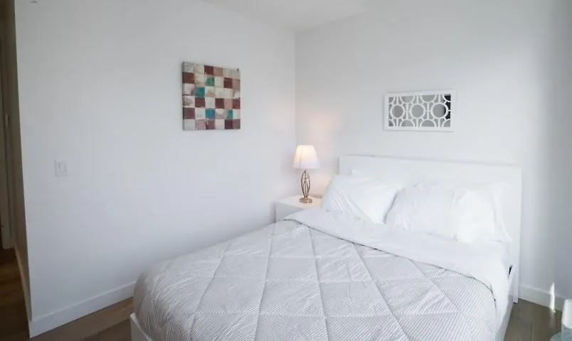 Times Square Luxury Suites New York Apartment